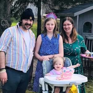 Meet your Posher, Cameron